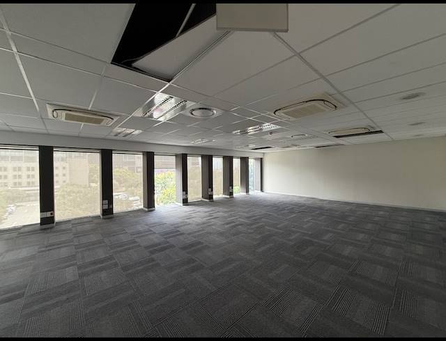 762M² OFFICE TO LET IN FORESHORE